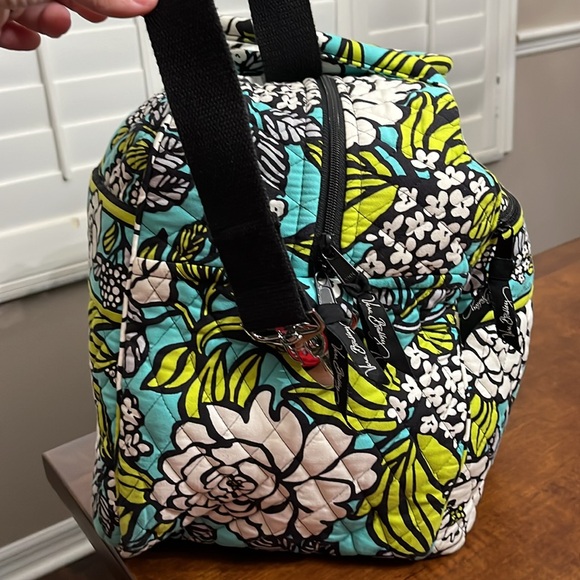 Vera Bradley retired island blooms two handle weekender tote w/shoulder strap - Picture 4 of 16